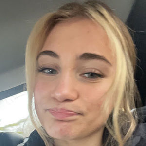 Meet your Posher, Alejandra